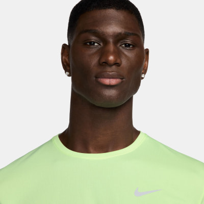 Nike Miler Dri-FIT UV férfi póló