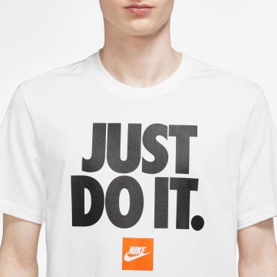 Nike M NSW Pán. tričko TEE FRAN JDI VERBIAGE Nike M NSW Pán. tričko TEE FRAN JDI VERBIAGE