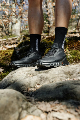 Salomon Alphacross 5 terepfutó cipő 