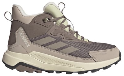 Férfi Adidas Terrex téli cipő Climawarm technológiával a melegért. Férfi Adidas Terrex téli cipő Climawarm technológiával a melegért.