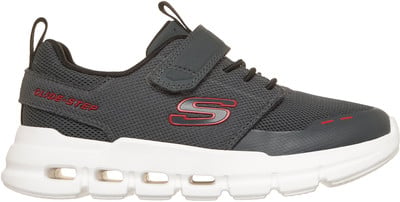 Graue Kinderschuhe von Skechers mit rotem Logo und Schriftzug Glide-Step. Graue Kinderschuhe von Skechers mit rotem Logo und Schriftzug Glide-Step.
