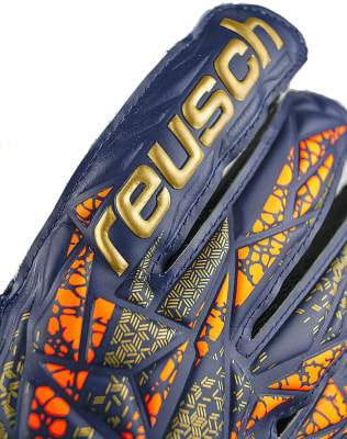 Reusch Attrakt Grip Torwarthandschuhe