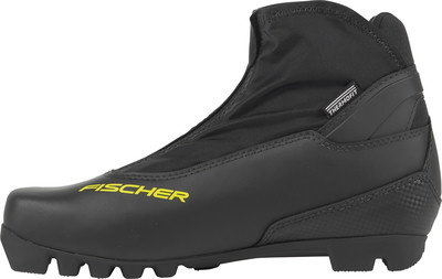 Schwarzer Langlaufschuh von Fischer mit gelbem Logo und Thermofit-Aufschrift.