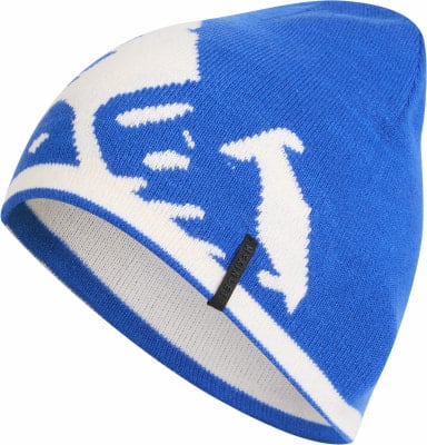 Blaue Mütze mit weißem Bergmuster und McKinley-Logo. Blaue Mütze mit weißem Bergmuster und McKinley-Logo.