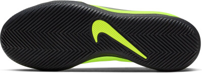 Nike Jr. Phantom Venom Club IC gyerek teremfocicipő.