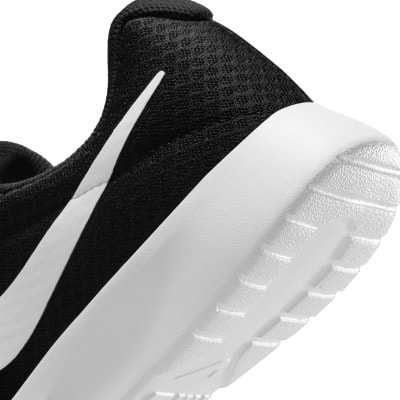 Nike Tanjun, pán.obuv na voľný čas