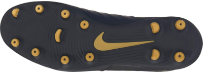 Nike Legend 7 Club MG felnőtt stoplis focicipő