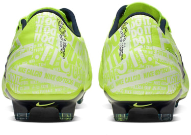 Phantom Venom Elite FG férfi stoplis focicipő
