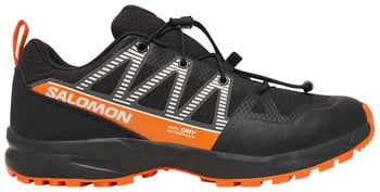 Schwarzer Herren-Trailschuh von Salomon mit orangen Akzenten und Schnellverschluss.