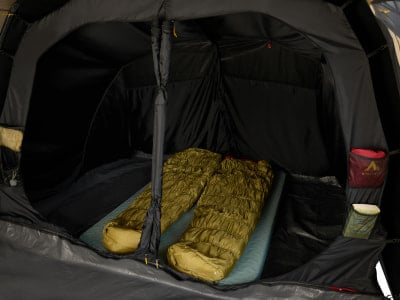 McKINLEY Guinea 40.4 SW Familienzelt, 11,7kg 480x300x205cm