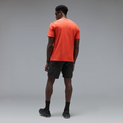 Oakley Baseline Hybrid 18 Short Regular Fit Oakley Baseline Hybrid 18 Short Regular Fit