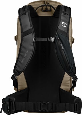 Die Rückseite eines Rucksacks mit Trägern und Hüftgurt. Die Rückseite eines Rucksacks mit Trägern und Hüftgurt.