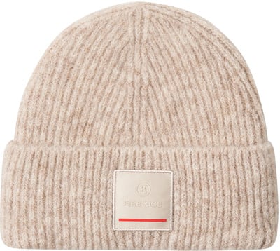 Beige Strickmütze mit FIRE+ICE Logo auf Lederpatch. Beige Strickmütze mit FIRE+ICE Logo auf Lederpatch.