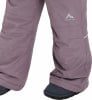 Violette Skihose mit McKinley-Logo und Reflektoren.