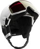 Ein weißer Skihelm von Salomon mit integrierter Skibrille und verstellbarem Kinnriemen.