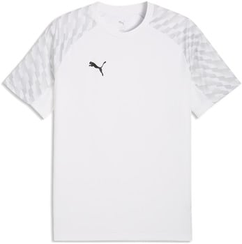 Weißes Puma-T-Shirt mit schwarzem Logo und gemusterten Ärmeln.