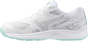 Weiße Mizuno Volleyballschuhe mit türkisfarbenen Details und grauem Muster.