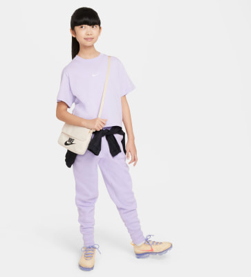 Nike Sportswear Essential lány póló