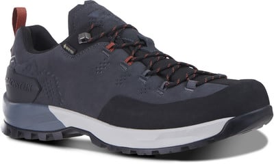 Herren-Wanderschuh mit Gore-Tex und robuster Sohle, ideal für anspruchsvolles Gelände.