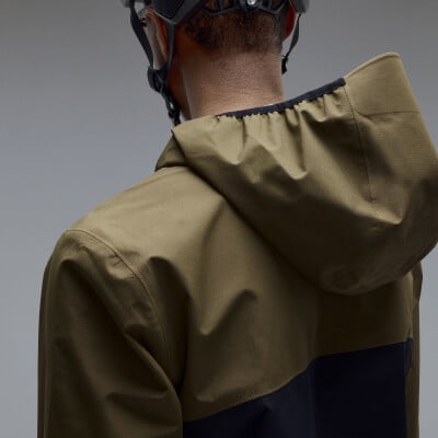 Oakley Elements Shell Windjacke mit Kapuze Oakley Elements Shell Windjacke mit Kapuze