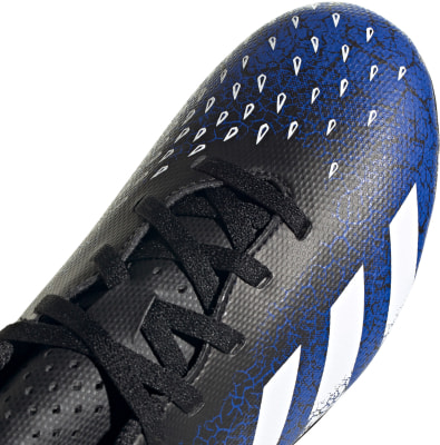 adidas Predator Freak. 4 Fußballschuhe