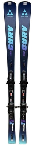 Fischer Skischuhe mit Bindung und Aufschrift The Curvy Premium.