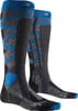 Herren-Skisocken in Dunkelgrau mit blauen Streifen und Logo.