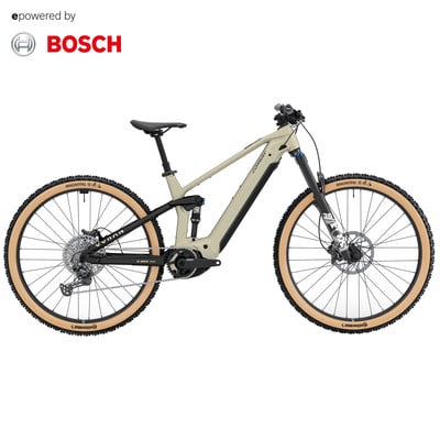 Vorder- und Hinterrad eines E-Bikes mit beigem Rahmen und Bosch-Logo.