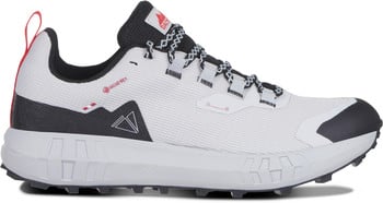 Weiße Wanderschuhe mit schwarzen und roten Details und GORE-TEX-Membran.