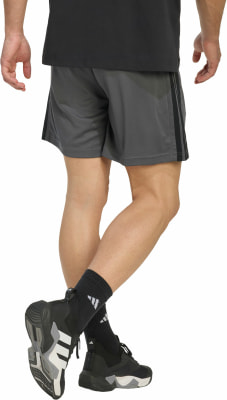 adidas Workout Essentials Base 3-Streifen Piqué Shorts