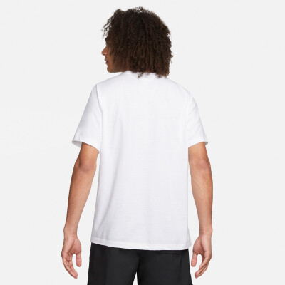 Nike Swoosh T-Shirt