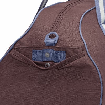 Nike Gym Club Plus Retro Sporttasche Nike Gym Club Plus Retro Sporttasche