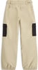 Beige Cargohose mit schwarzen Taschen und Bündchen.