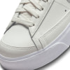 Nike Dám. voïnočasová obuv W Blazer Low Platform veï. US