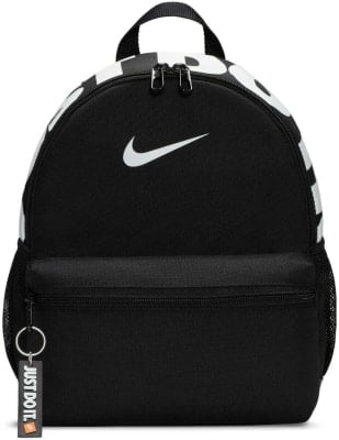 Nike Brasilia JDI volnočasový batoh