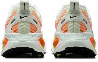 Nike Vomero 18 Laufschuhe