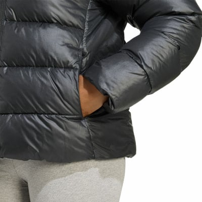 adidas W ESS SD P HD J Jacke mit Kapuze 100%rec. PES adidas W ESS SD P HD J Jacke mit Kapuze 100%rec. PES