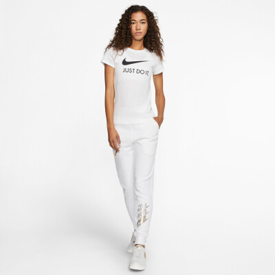 Nike Sportswear JDI Slim női póló