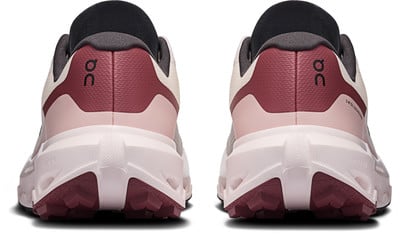 Rückansicht eines Damen-Laufschuhs von ON Running in Rosa- und Weinrottönen. Rückansicht eines Damen-Laufschuhs von ON Running in Rosa- und Weinrottönen.