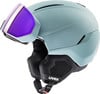 Hellblauer Skihelm mit violettem Visier und Uvex-Logo.