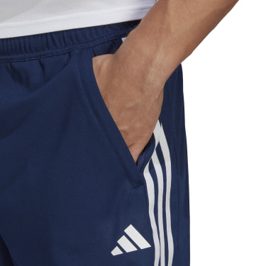 Train Essentials Piqué Trainingsshorts