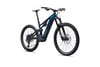 Ein blaues Mountainbike mit Federung und breiten Reifen.