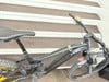 Ein Haibike Mountainbike mit Federung auf einer Treppe.