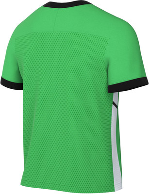 Grünes T-Shirt mit schwarzem Kragen und schwarzen Ärmelbündchen. Grünes T-Shirt mit schwarzem Kragen und schwarzen Ärmelbündchen.