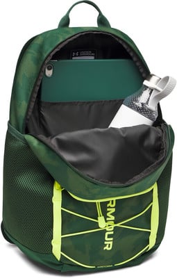 Grüner Under Armour Rucksack mit Wasserflasche und Tablet im Inneren. Grüner Under Armour Rucksack mit Wasserflasche und Tablet im Inneren.