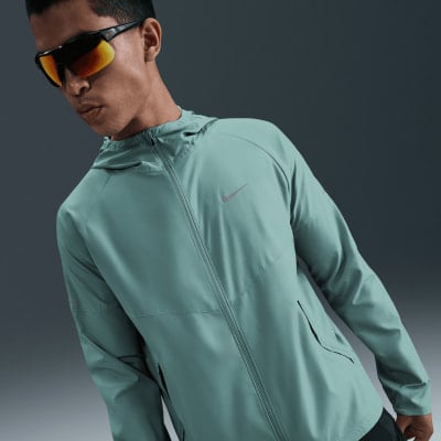 Nike RPL Laufjacke mit Kapuze Nike RPL Laufjacke mit Kapuze