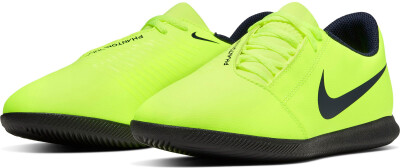 Nike Jr. Phantom Venom Club IC gyerek teremfocicipő.