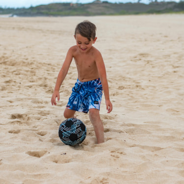 NEOPREN Fussball Size: 5