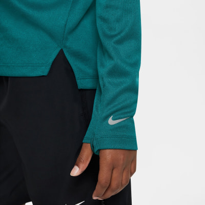 Nike B Nk Df Multi Tech Ls gyerek póló