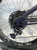 Schaltwerk eines Mountainbikes mit Kassette und Kette.